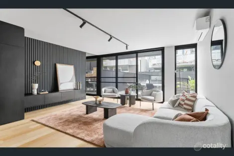 Property photo of 2 Carrick Lane Strathmore VIC 3041