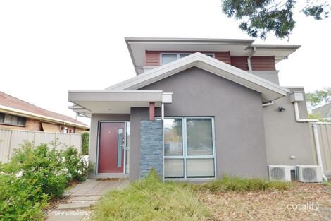 Property photo of 1/215 Waiora Road Heidelberg Heights VIC 3081