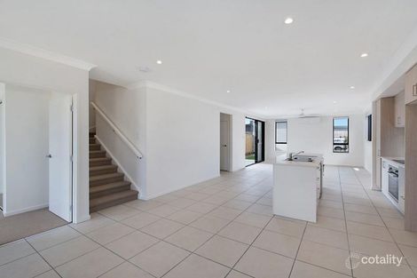 Property photo of 157 Spring Mountain Boulevard Spring Mountain QLD 4300