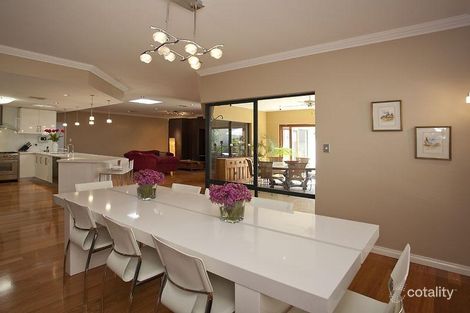 Property photo of 11 Leeward Chase Hillarys WA 6025
