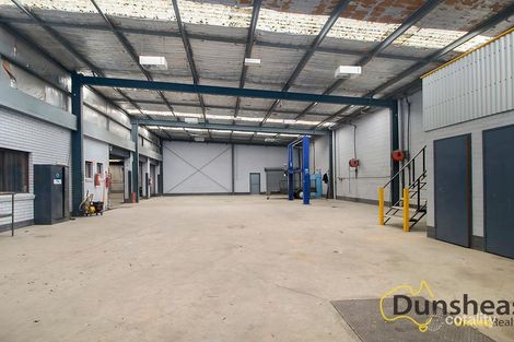 2 Louise Ave, Ingleburn, NSW 2565