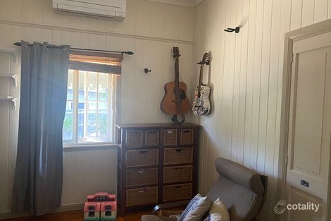 Property photo of 4 Moreton Terrace Beachmere QLD 4510