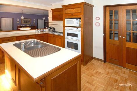 Property photo of 6 Calverton Road Kealba VIC 3021