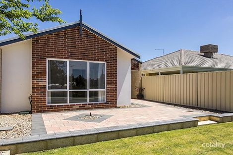 4 Henty Gr, Helena Valley, WA 6056