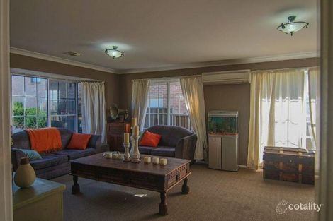 Property photo of 5 Yurinigh Place Orange NSW 2800
