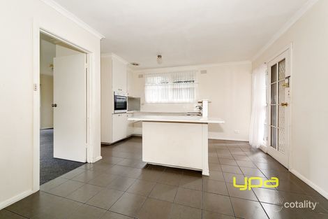 Property photo of 2 William Court Werribee VIC 3030