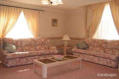 Property photo of 24 Farmer Circuit Beaumont Hills NSW 2155