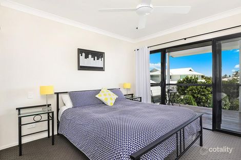 Property photo of 6 Santorini Court Parrearra QLD 4575