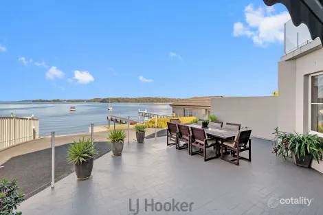 Property photo of 4/156 Kilaben Road Kilaben Bay NSW 2283