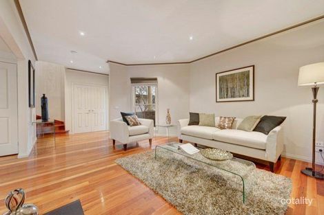 Property photo of 2/100 Locksley Road Ivanhoe VIC 3079