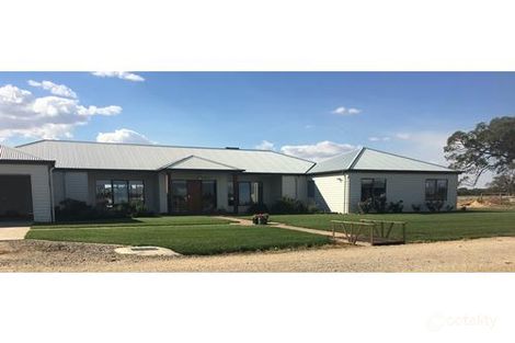 170 Ruttles Rd, Strathmerton, VIC 3641
