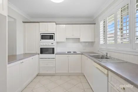 Property photo of 18/7 Stonelea Court Dural NSW 2158