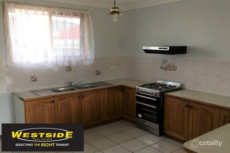 Property photo of 6 Yale Walk Kings Park VIC 3021