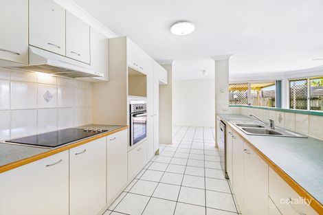 Property photo of 8 Kalbarri Rise Regents Park QLD 4118