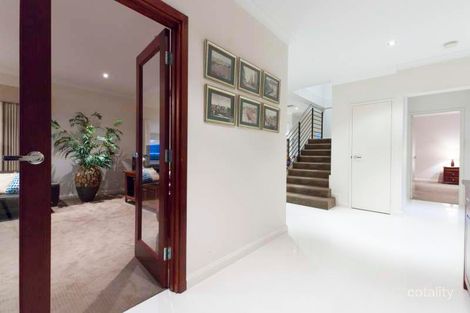 Property photo of 1/9 Bridges Road Melville WA 6156