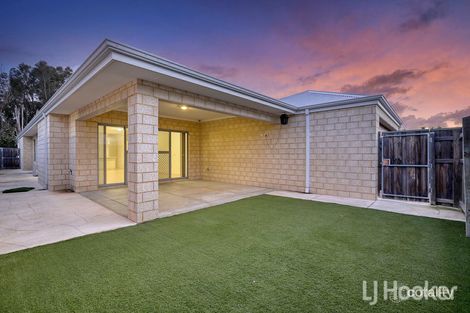 Property photo of 14 Spinifex Loop Yanchep WA 6035