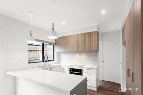 Property photo of 2/26 Parer Street Frankston VIC 3199