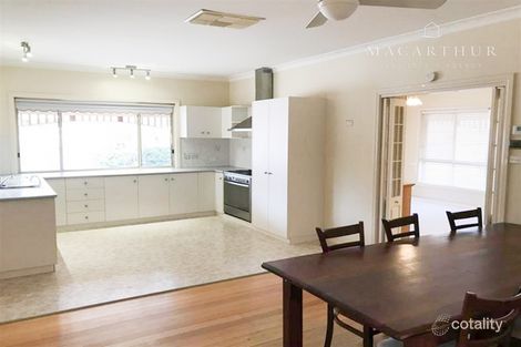 Property photo of 13 Matheson Place Estella NSW 2650