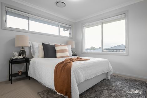 Property photo of 8 Sweetman Circuit Denham Court NSW 2565