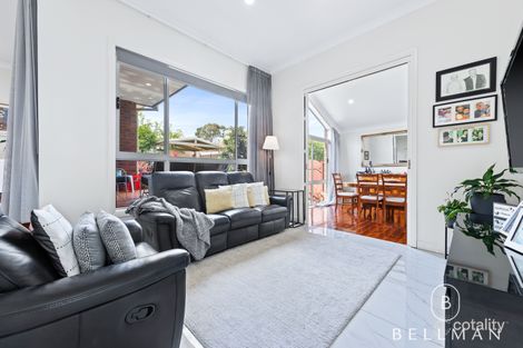 Property photo of 103 Gleneagles Drive Endeavour Hills VIC 3802