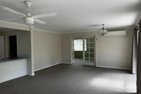 Property photo of 3/361 Thirlmere Way Thirlmere NSW 2572