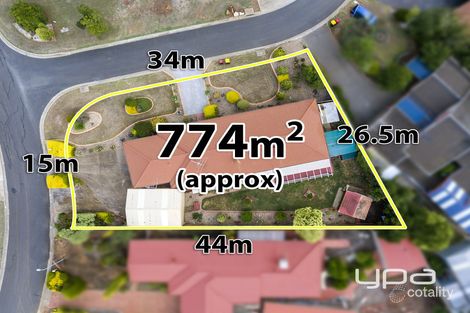Property photo of 15 Campaspe Crescent Brookfield VIC 3338