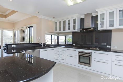 Property photo of 30 Oleander Way Kallaroo WA 6025