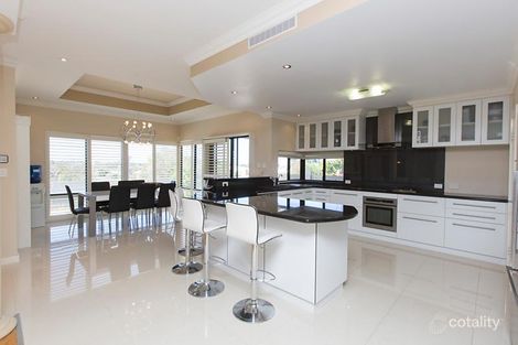 Property photo of 30 Oleander Way Kallaroo WA 6025