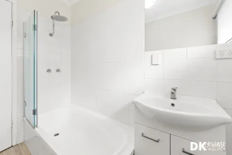 Property photo of 4/207-209 Princes Highway Werribee VIC 3030