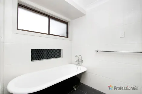 Property photo of 9 Centura Crescent Armidale NSW 2350