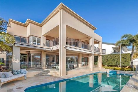 14 Seafarer Ct, Surfers Paradise, QLD 4217