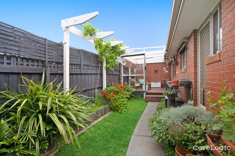 2/115 Cuthbert Rd, Reservoir, VIC 3073