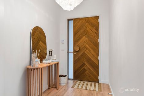 Property photo of 7 Stevo Way Fraser Rise VIC 3336