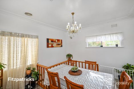 Property photo of 123 Simkin Crescent Kooringal NSW 2650