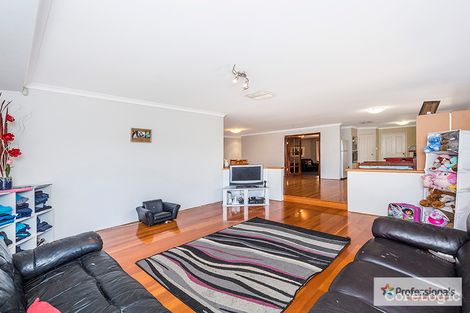 Property photo of 32 Barkley Loop Canning Vale WA 6155