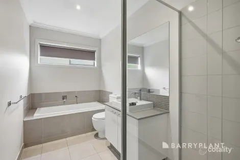 Property photo of 49 Tanika Circuit Croydon VIC 3136