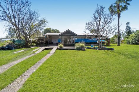 Property photo of 130-132 Riverside Avenue Barellan Point QLD 4306