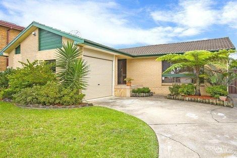 8 Canterbury Rd, St Johns Park, NSW 2176