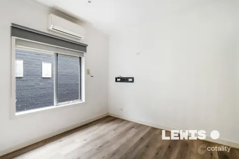 Property photo of 2/15 Hyde Street Hadfield VIC 3046