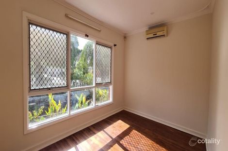 Property photo of 32 Ward Crescent Kelmscott WA 6111