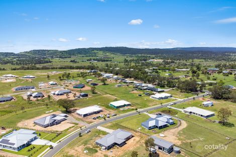 15 Elanora Cres, Kensington Grove, QLD 4341