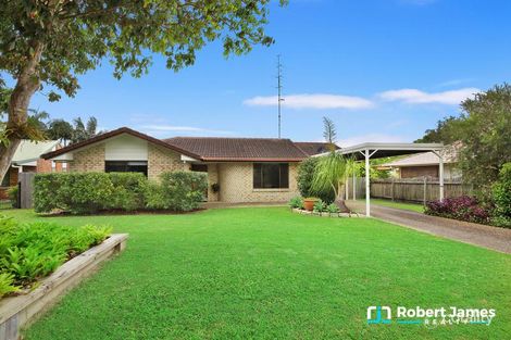 17 Woolumba St, Tewantin, QLD 4565