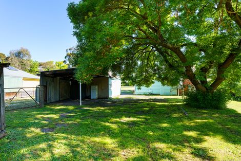 Property photo of 4 Yandell Street Castlemaine VIC 3450