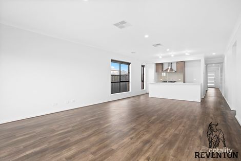 Property photo of 5 Arapiles Road Donnybrook VIC 3064