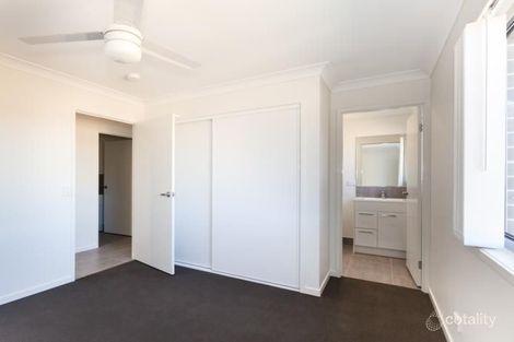 Property photo of 35 Kevin Mulroney Drive Flinders View QLD 4305