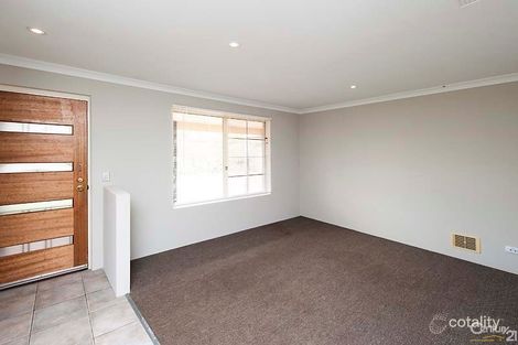 Property photo of 21 Helby Close Merriwa WA 6030