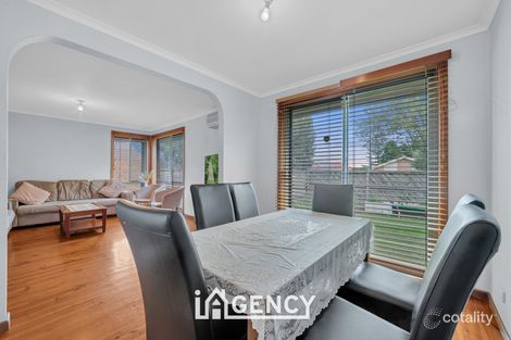 Property photo of 1/14 Bramwell Close Endeavour Hills VIC 3802