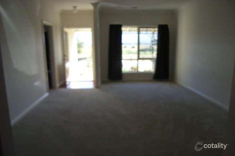 Property photo of 13 Teston Close Whittlesea VIC 3757