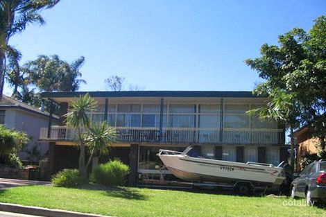 8 Andromeda Cres, Engadine, NSW 2233