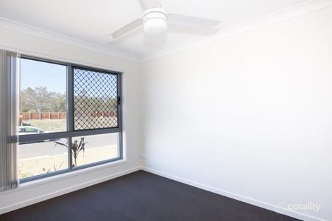 Property photo of 35 Kevin Mulroney Drive Flinders View QLD 4305